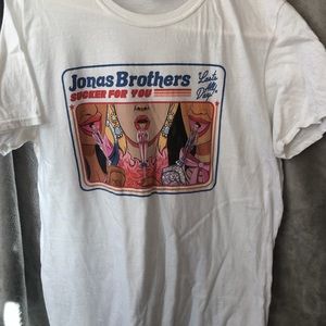 💗Jonas brother ‘sucker for you’ concert tee💗